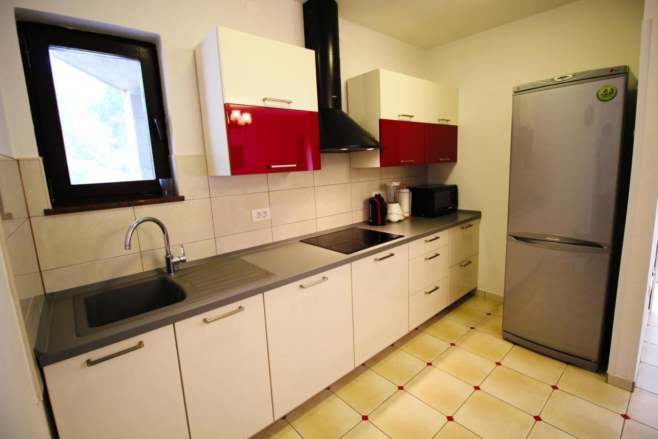 Apartment Duda Петрчане Екстер'єр фото